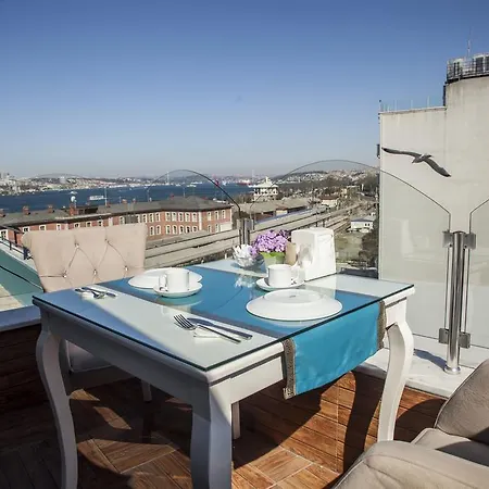 Hurriyet イスタンブール