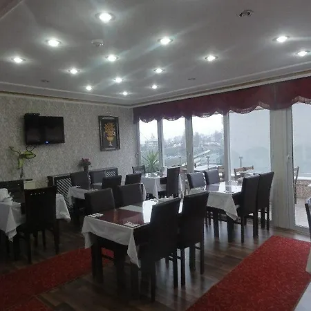 Hurriyet Otel 3*