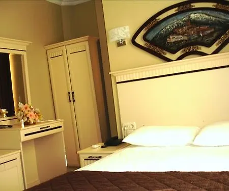 Hurriyet Otel 3*